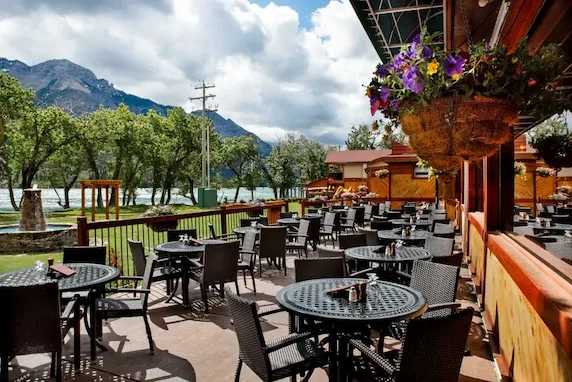 Image of Restaurant Lakeside Chophouse in the town of Waterton in Waterton National Park by the lakeside with views of the mountains on a clear day